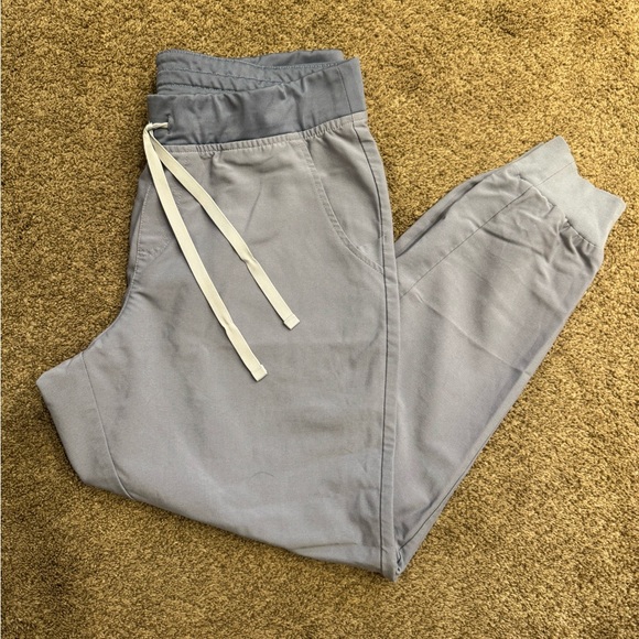 FIGS Scrubs-Color: Vapor Blue
Size:Large(top) Large(bottoms) - Picture 3 of 3